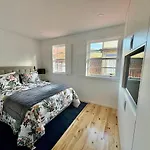 Egas Duplex Historic Centre 귀마레스