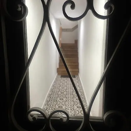 Egas Duplex Historic Centre * Γκιμαράες