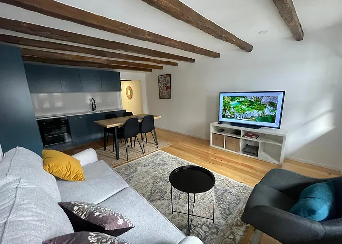 Egas Duplex Historic Centre Apartman *